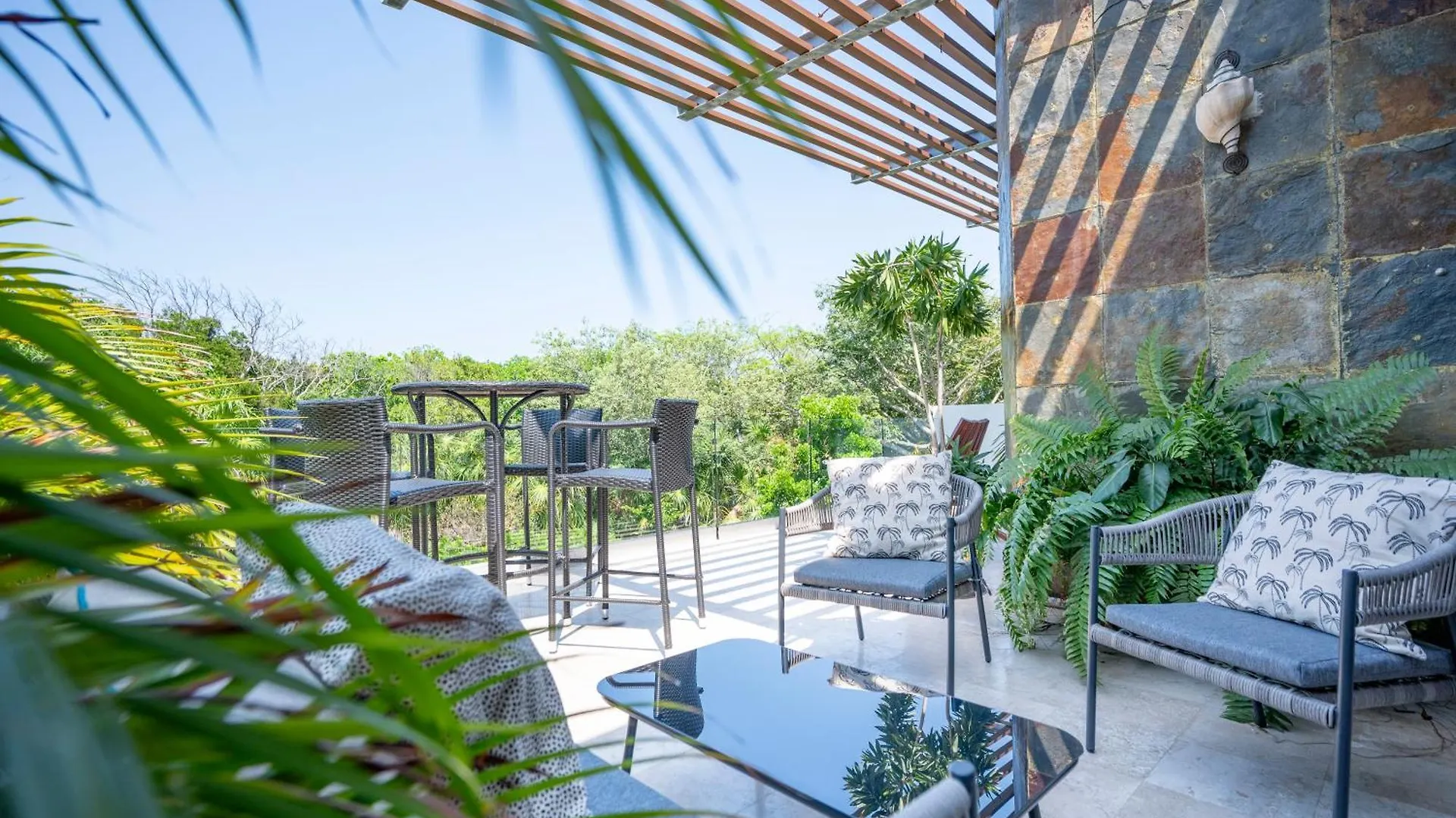 Spacious & Serene Penthouse With Rooftop, Jungle Views, Prime Location Steps To Beach & 5Th Ave Playa del Carmen Apartmán