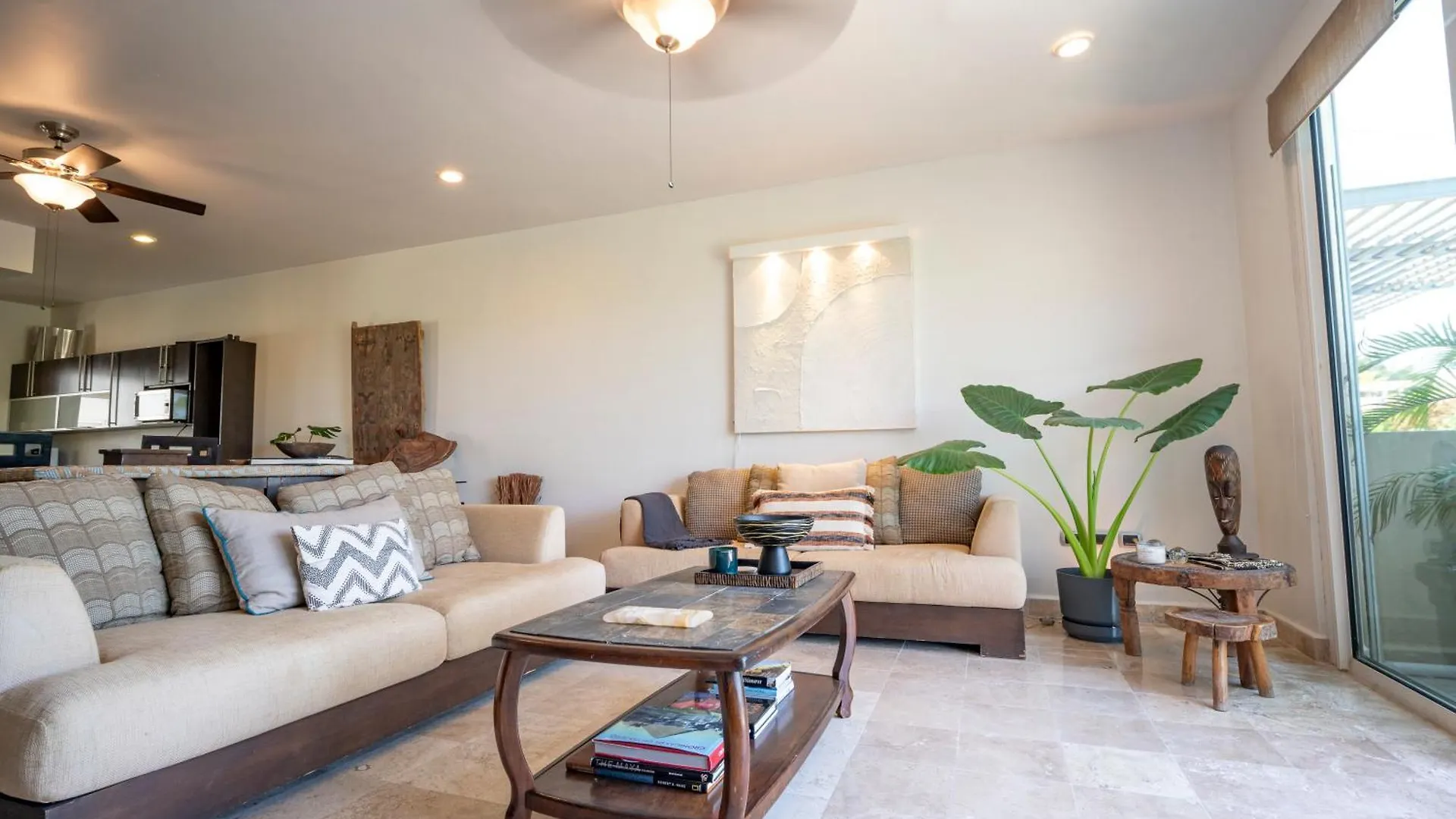 Spacious & Serene Penthouse With Rooftop, Jungle Views, Prime Location Steps To Beach & 5Th Ave プレヤデルカーメン 0*,