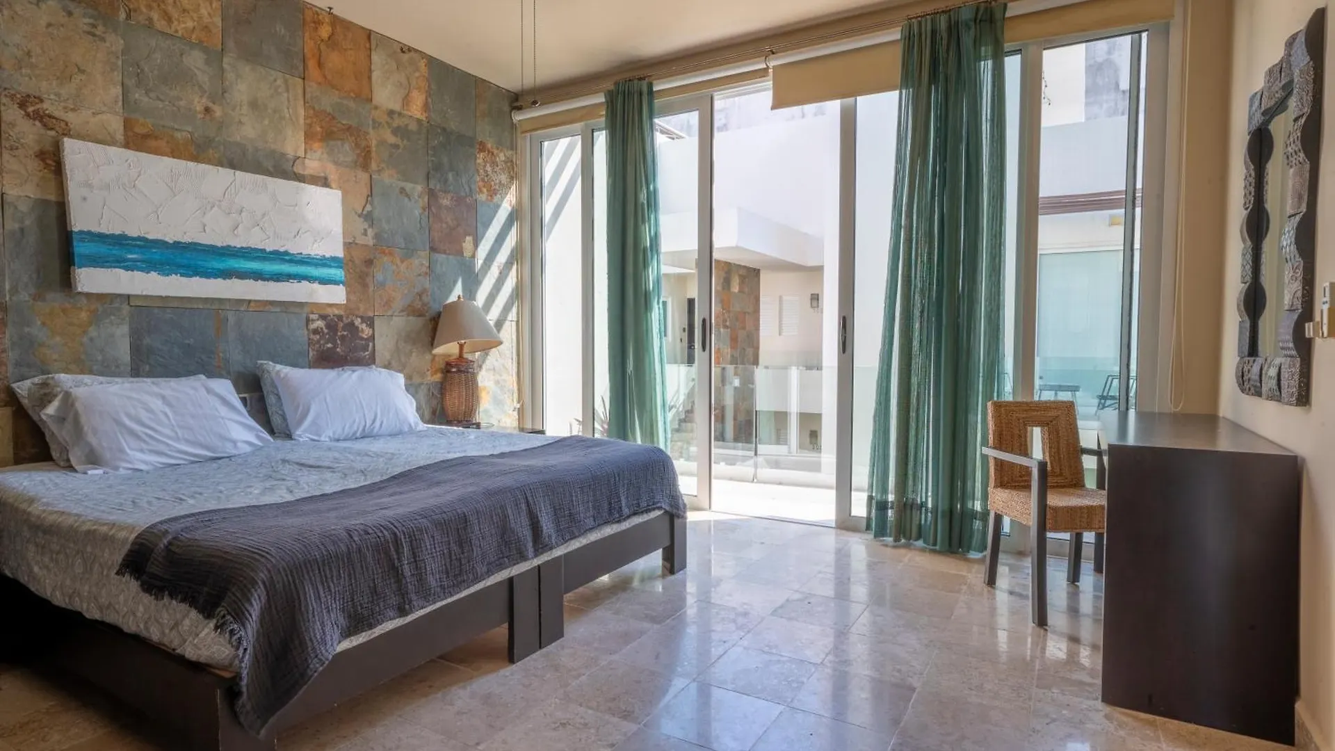 Spacious & Serene Penthouse With Rooftop, Jungle Views, Prime Location Steps To Beach & 5Th Ave プレヤデルカーメン メキシコ